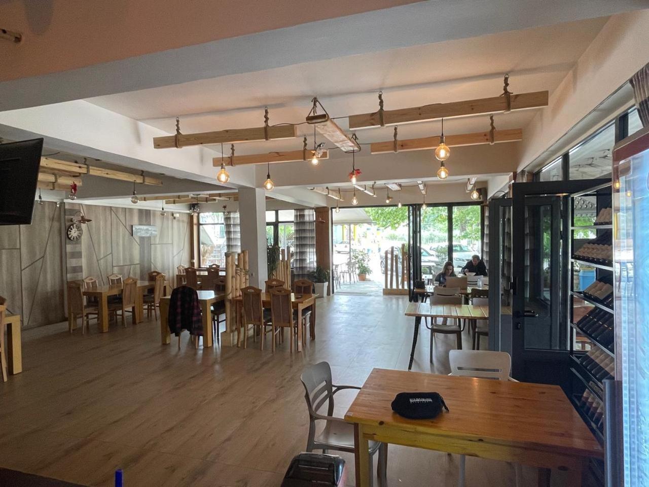 Hotel Mesopotami Luaran gambar